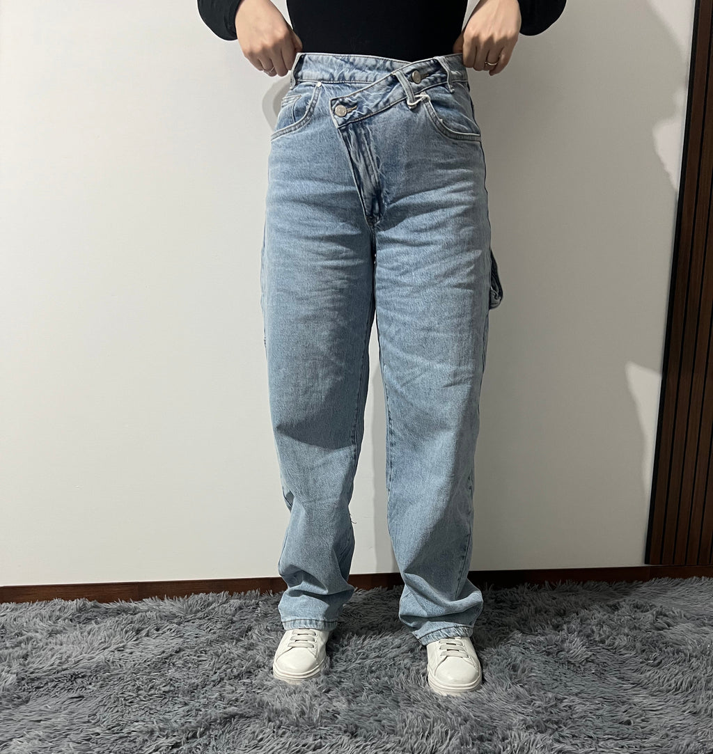 Jeans asimmetrico