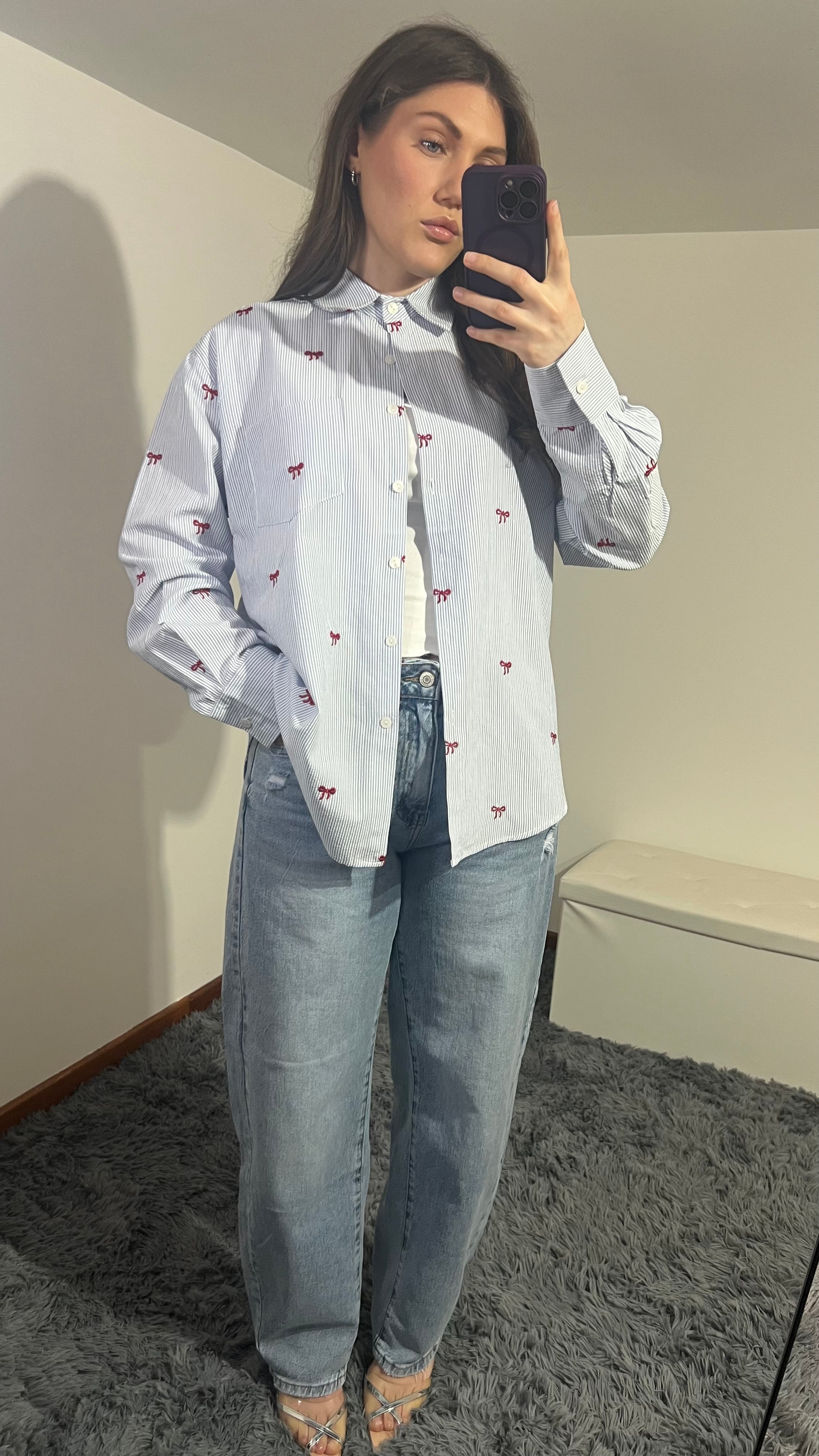 Camicia fiocchetti rossi