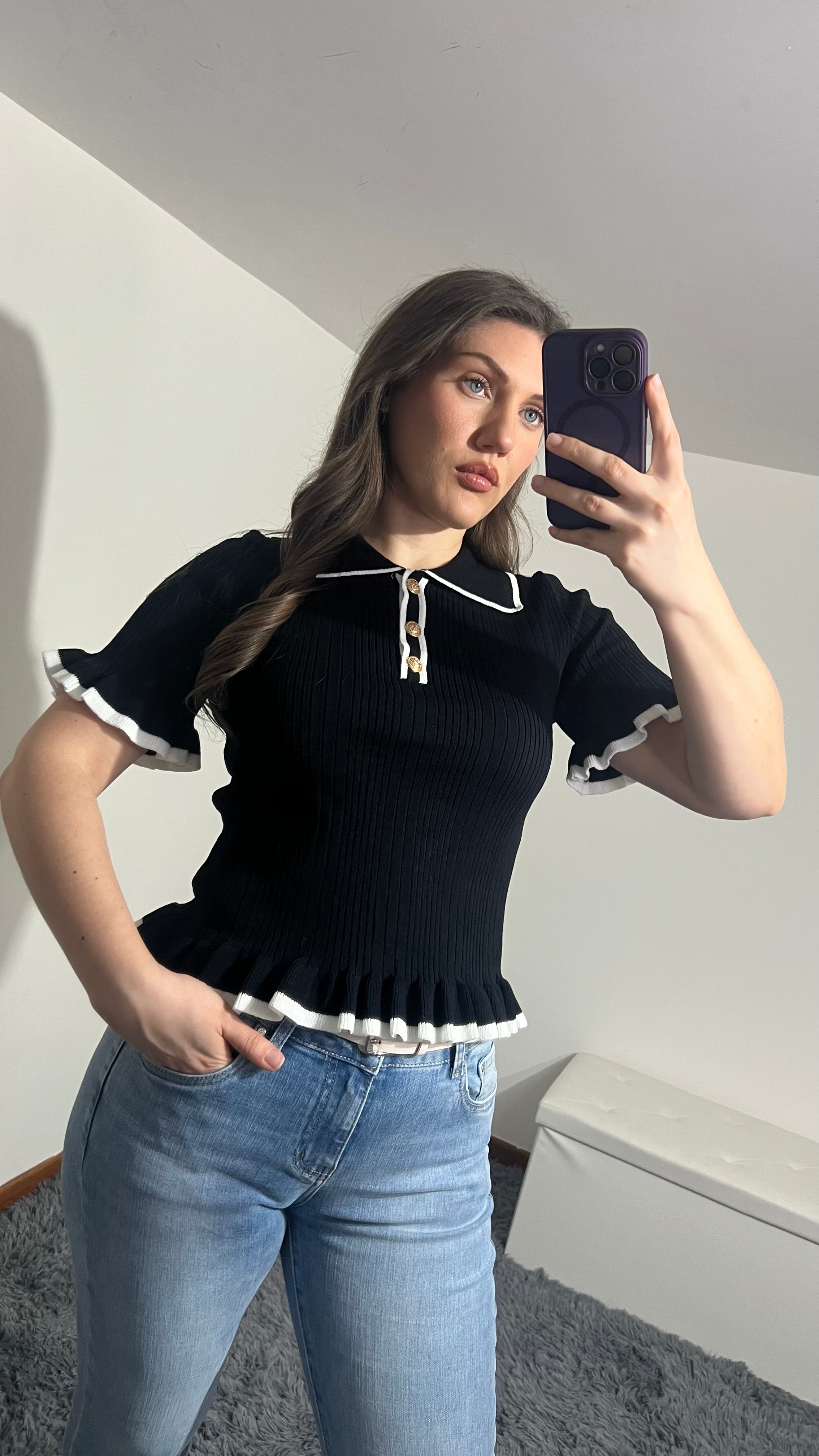 Polo Gaia con rouche bottoni oro